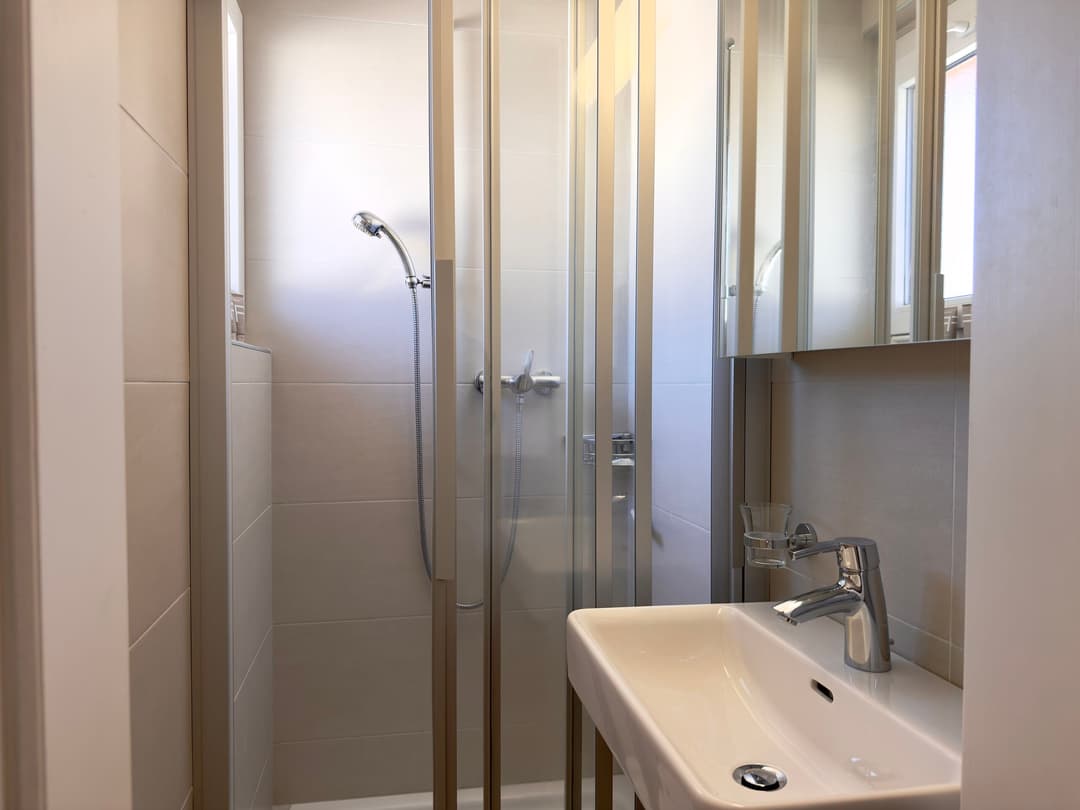 1902 – Appartement 5 pièces –  2450CHF