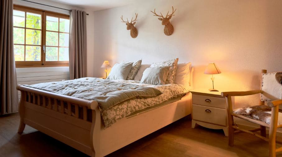1855 – Chalet 7 pièces –  24000CHF – 300m²