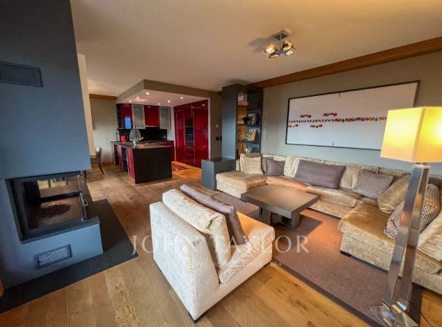1858 – Appartement 4.5 pièces – 142m²