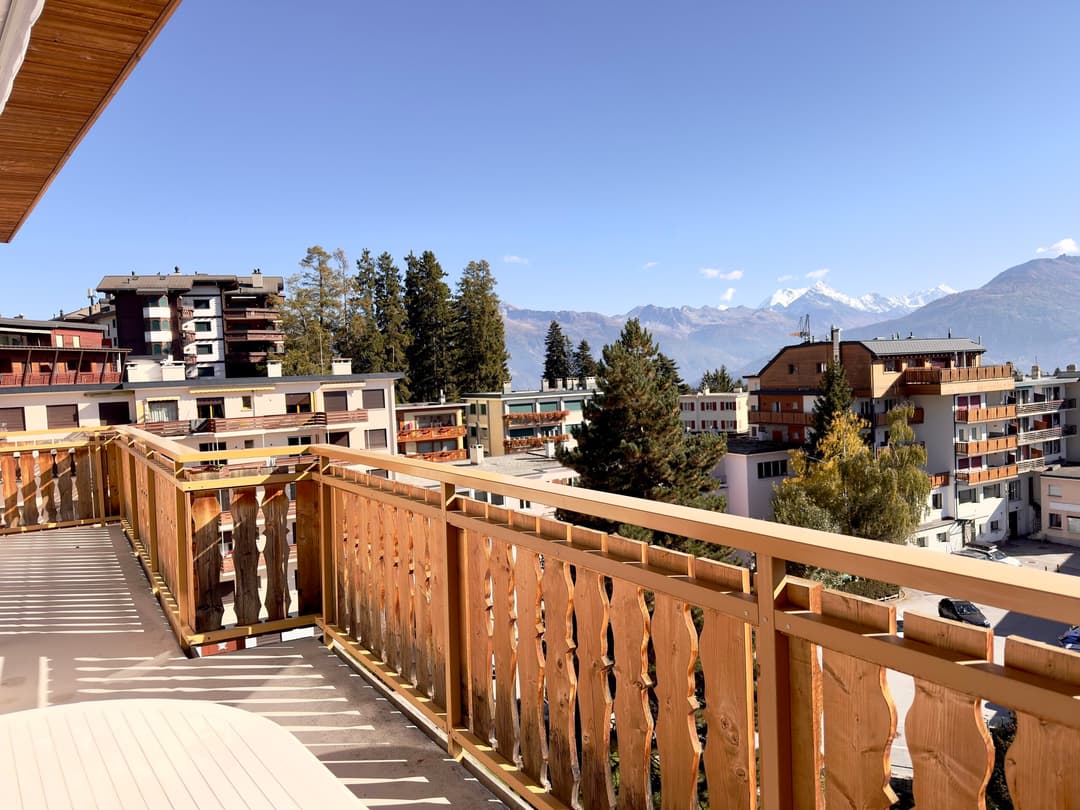 1902 – Appartement 5 pièces –  2450CHF
