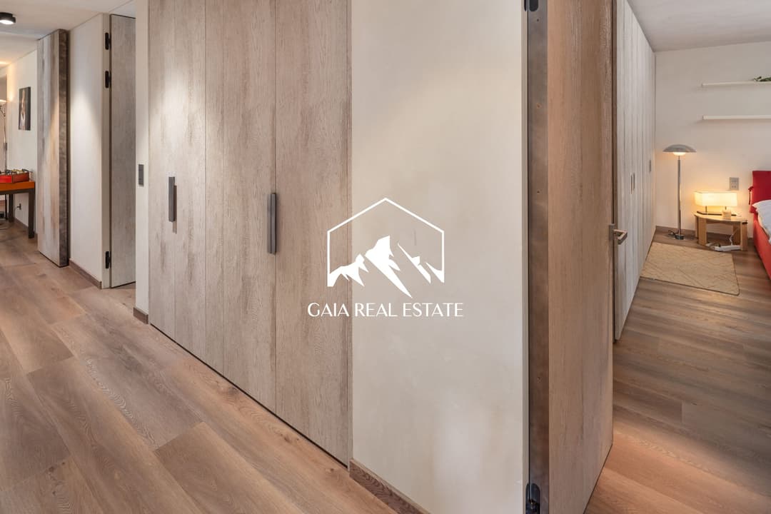2235 – Appartement 6.5 pièces – 8000000 CHF – 280 m²