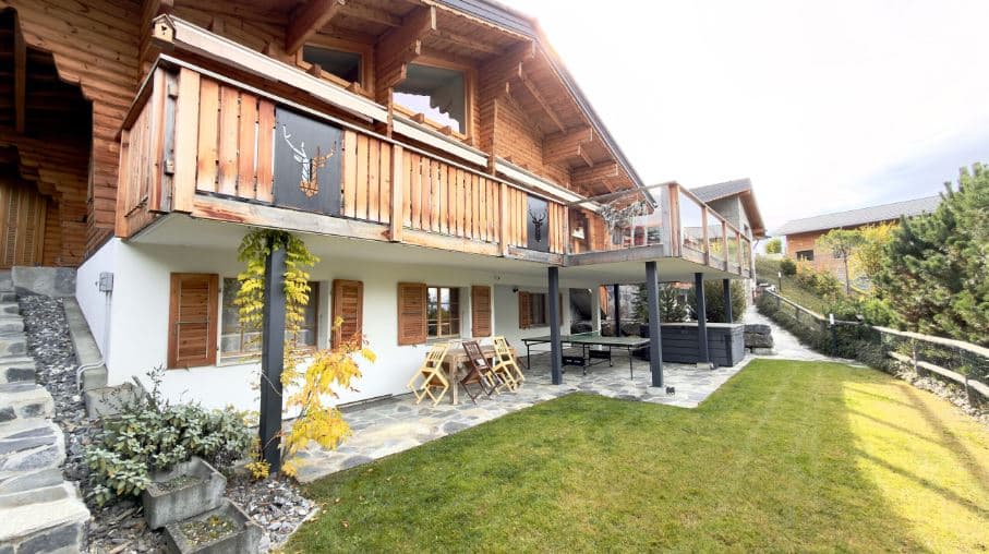 1855 – Chalet 7 pièces –  24000CHF – 300m²