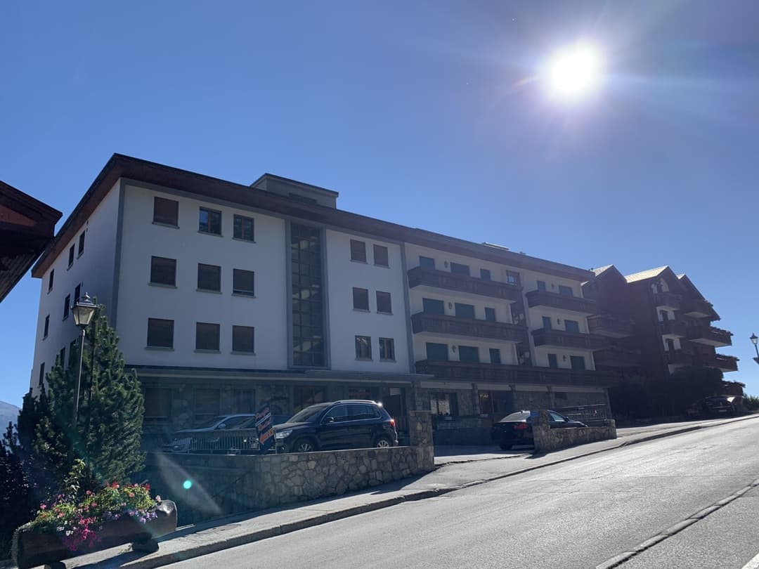 1929 – Appartement 4.5 pièces –  2898CHF – 122m²