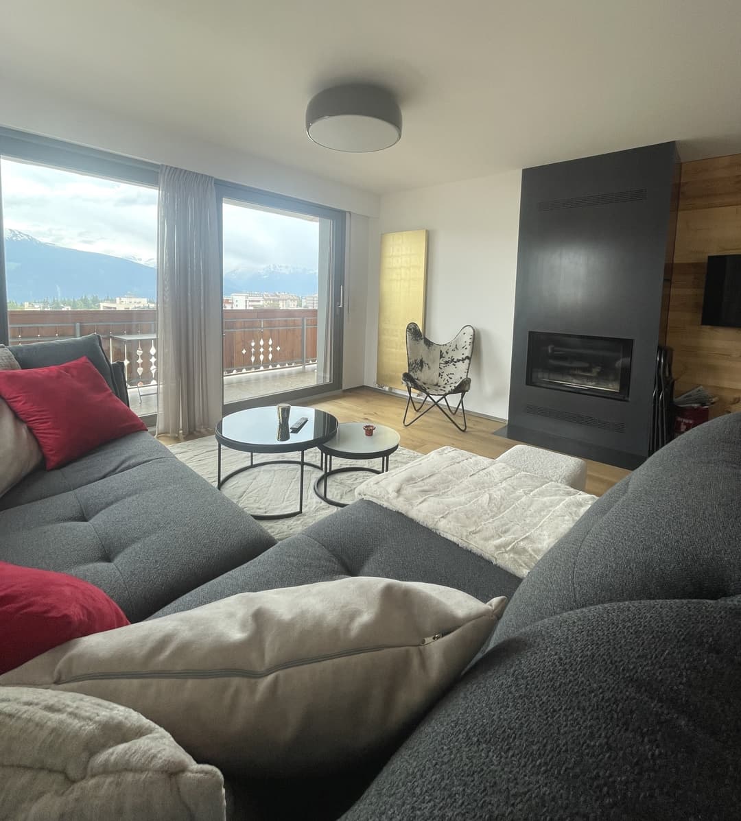 1929 – Appartement 4.5 pièces –  2898CHF – 122m²
