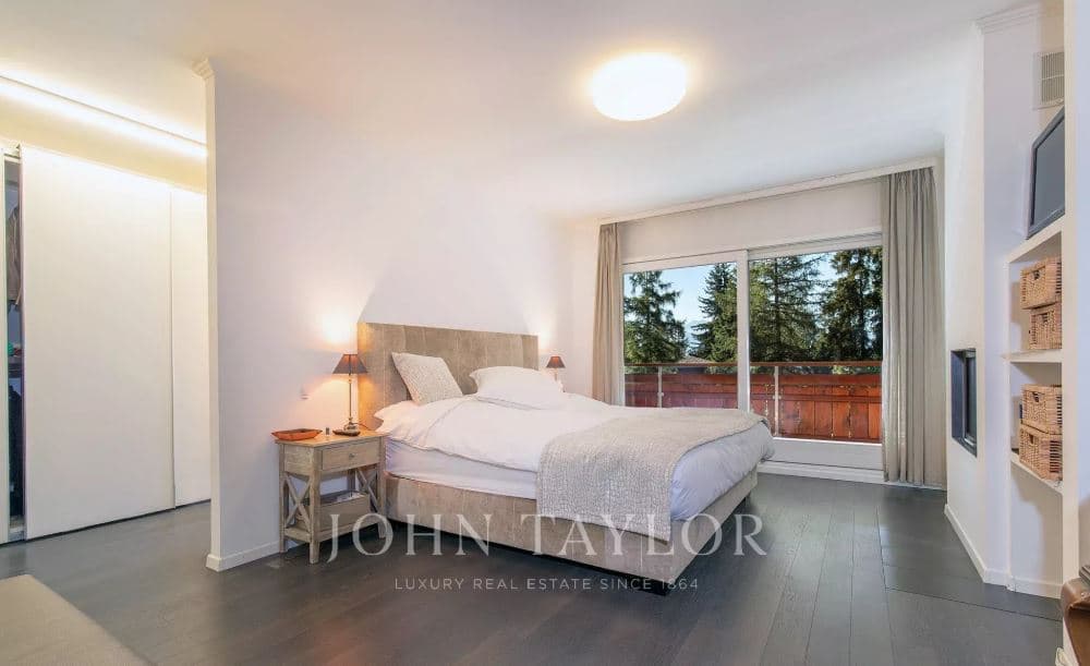 2298 – Appartement 5.5 pièces – 3990000CHF – 225m²