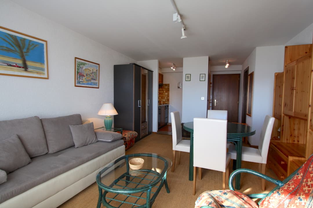 1889 – Appartement – 500CHF  – 25 m²