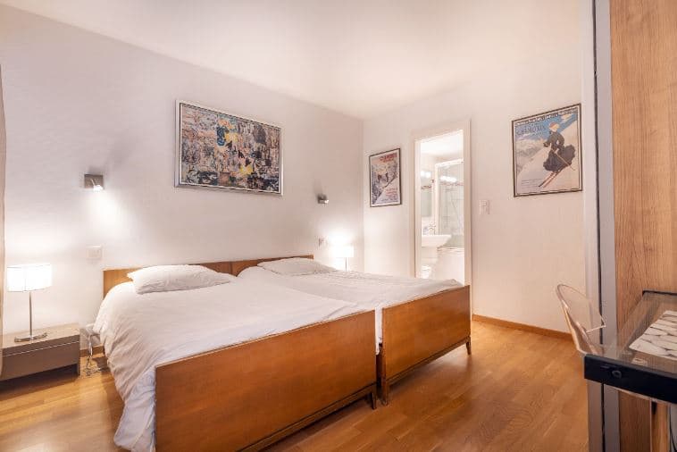 1883 – Appartement 4 pièces –  2450CHF
