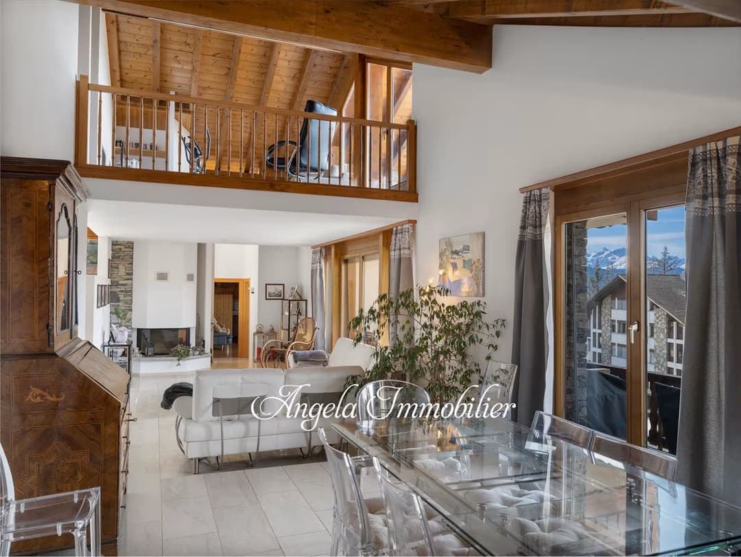 2165 – Appartement 5.5 pièces – 2690000 CHF – 260 m²