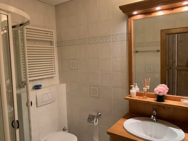 1527 – Appartement  – 5pièces – 2500000CHF – 183 m²