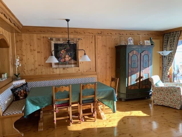 1527 – Appartement  – 5pièces – 2500000CHF – 183 m²