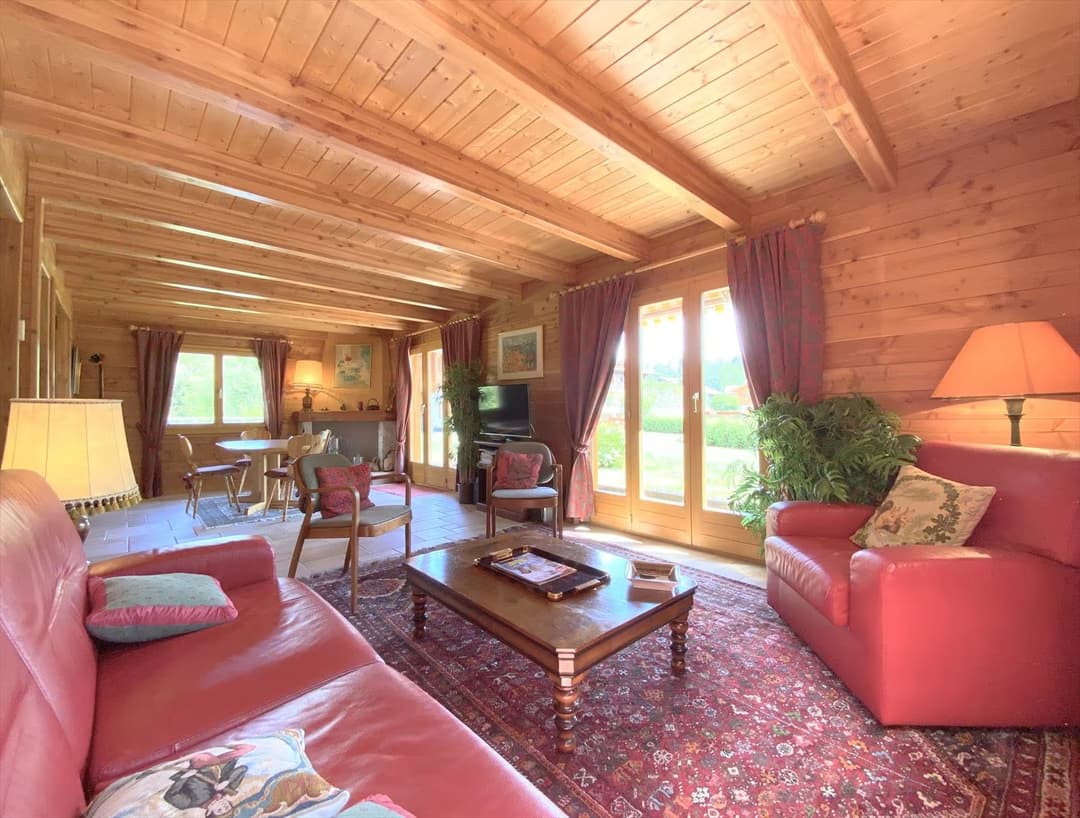 1525 – Maison  – 15 pièces – 796m²