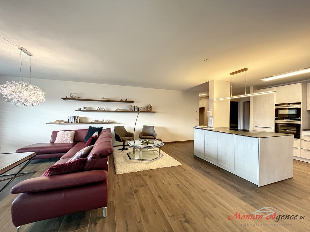 1313 – Appartement – 4pièces – 775.45CHF – 175 m²