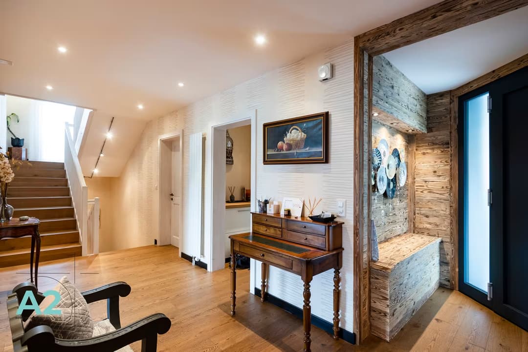 1452 – Maison – 9pièces – 10000CHF – 350m²