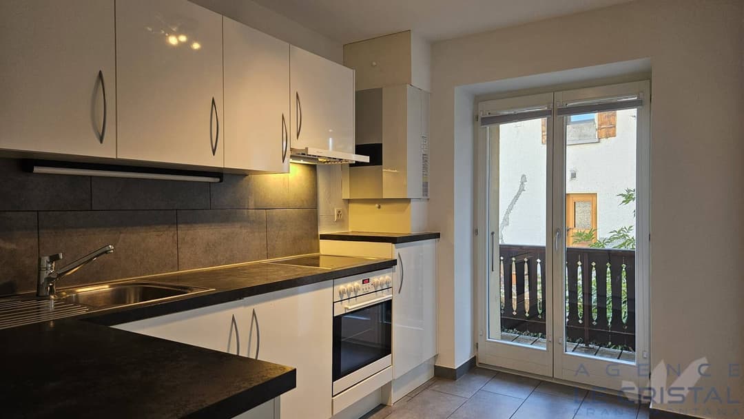 1386 – Appartement – 2pièces – 1100CHF – 75 m²