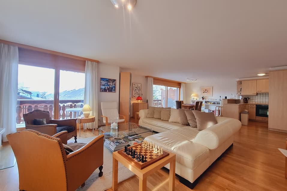 1816 – Appartement – 4.5pièces – 1990000CHF – 143 m²