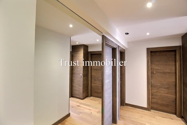 1976 – Appartement 3.5 pièces – 3400 CHF – 80 m²