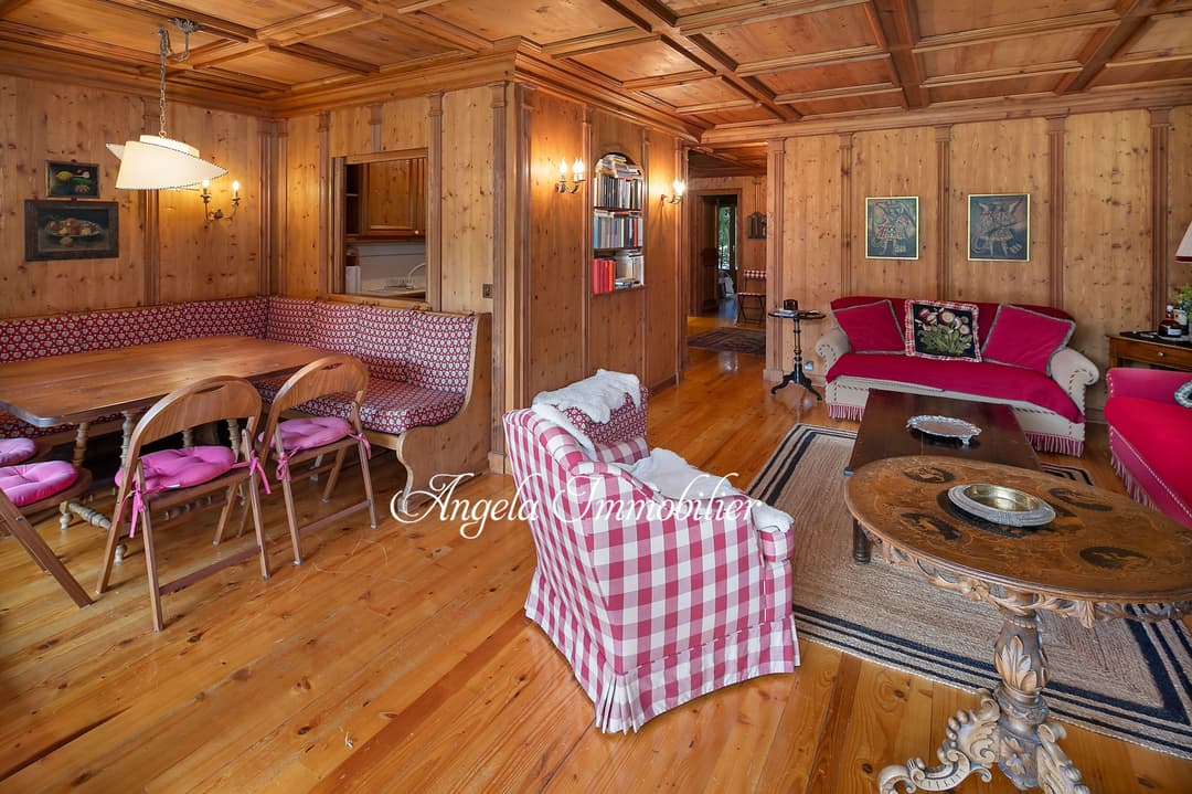 1720 – Appartement – 107 m²