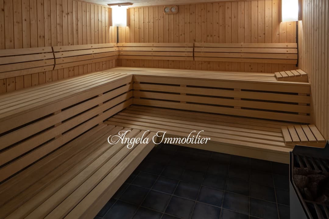 2093 – Appartement – 3700000 CHF -187 m²