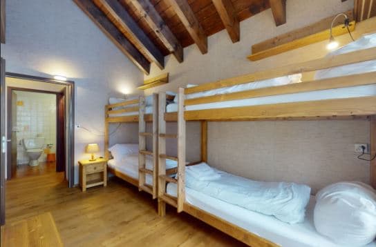 1740 – Appartement – 130 CHF