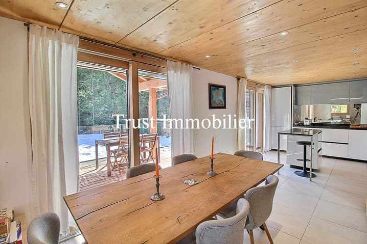 1742 – Maison 6,5 pièces – 10000CHF – 177,2m²