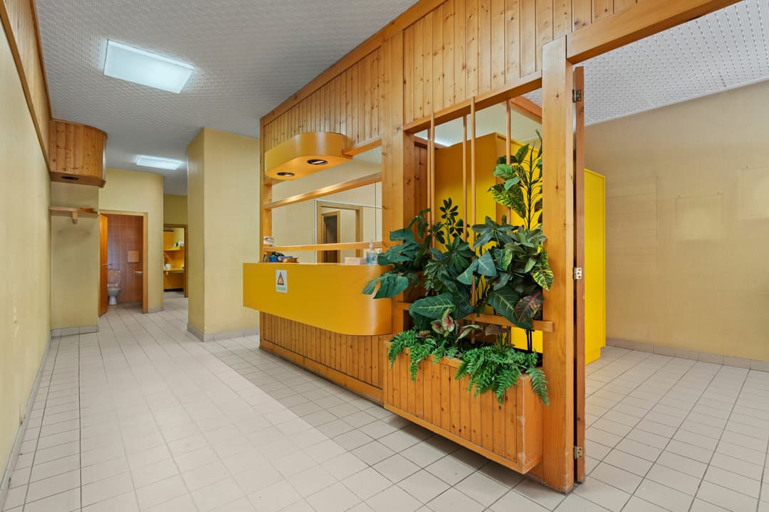 2138 – Commerce – 1100000CHF – 228.5m²