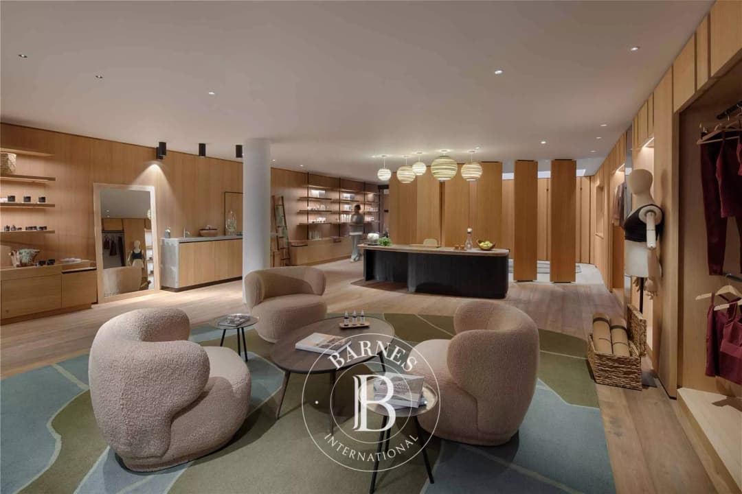 2173 – Appartement 4.5 pièces – 238 m²