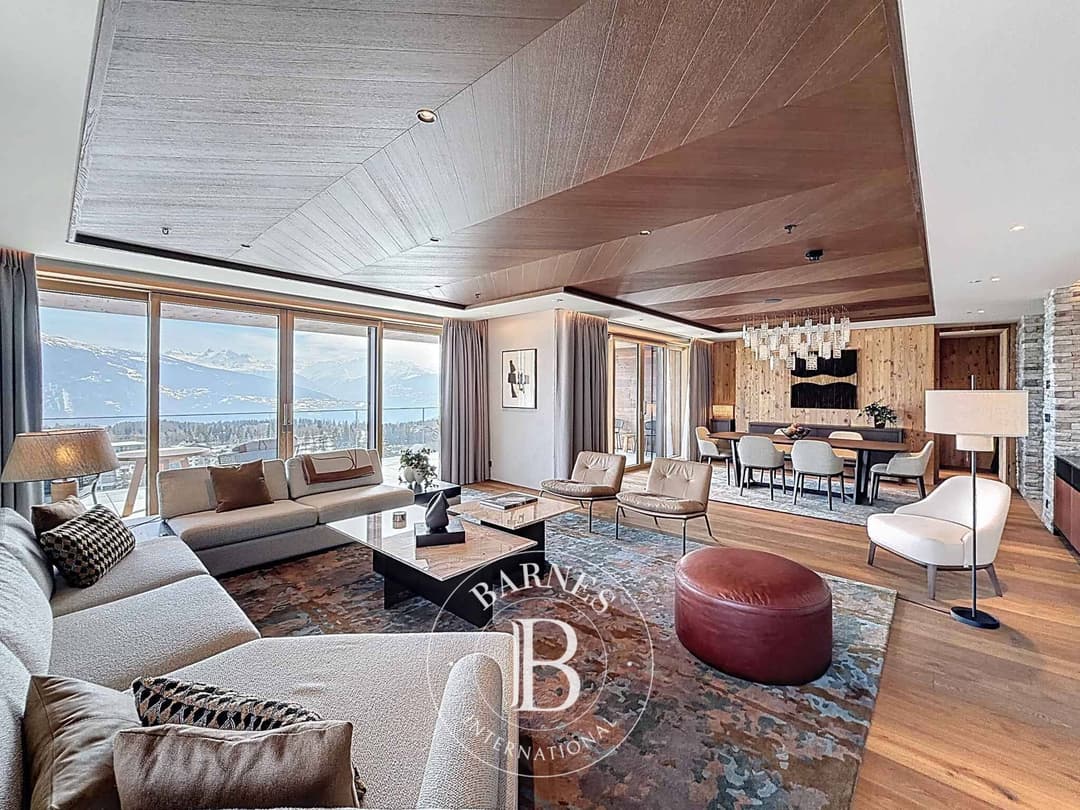 2173 – Appartement 4.5 pièces – 238 m²