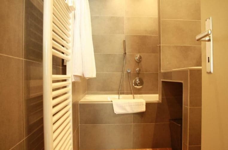 1767 – Appartement 4 pièces – 2100CHF