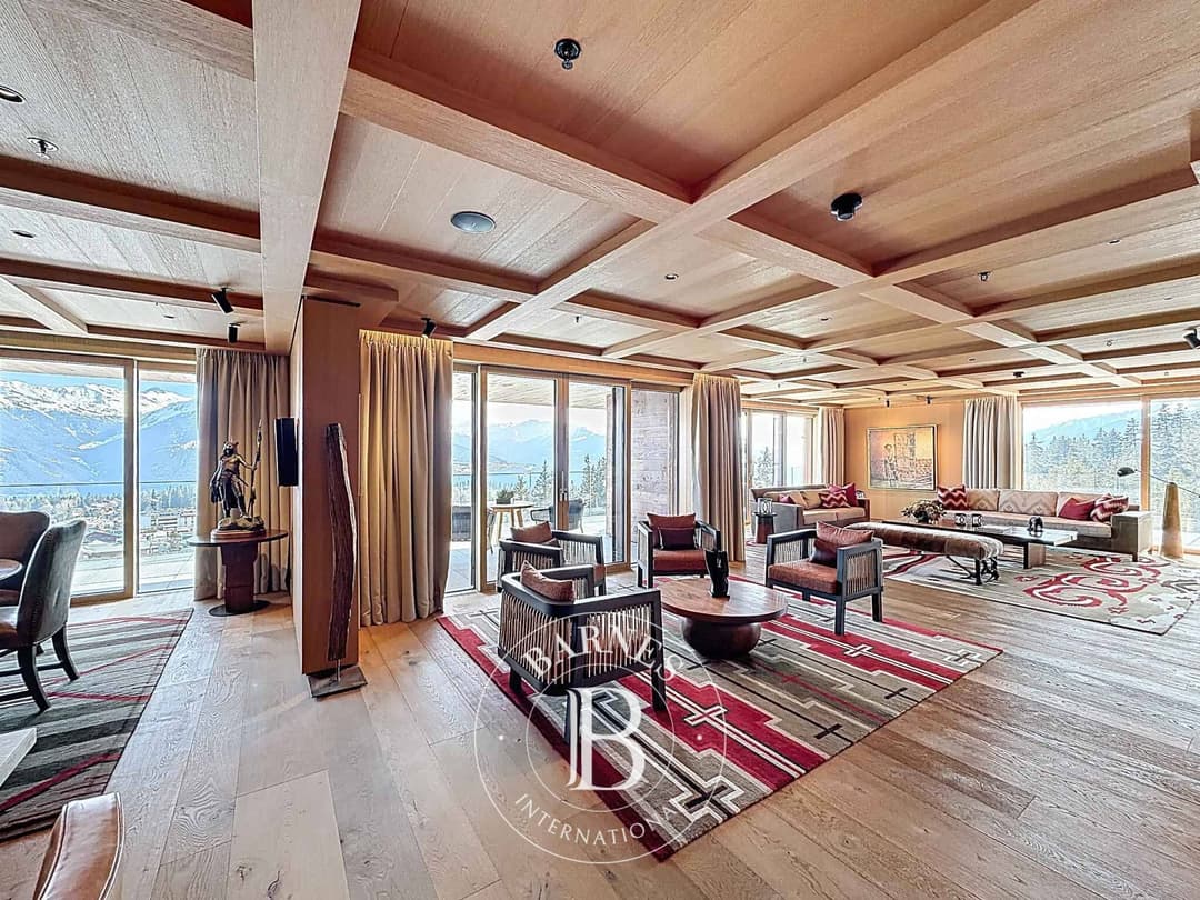 2175 – Appartement 3.5 pièces – 238 m²