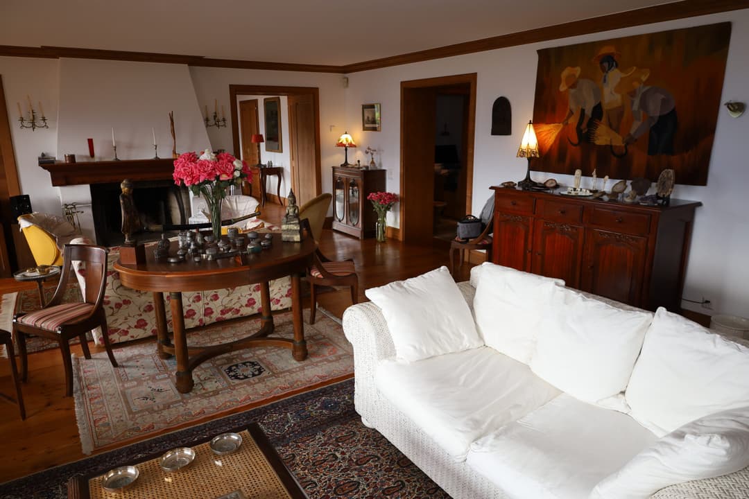 2304 – Appartement 7.5 pièces – 318m²